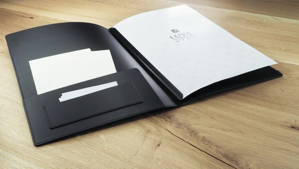 Logotrade reklaamkingituse foto: Hotelli juhis Ambiente 1207094